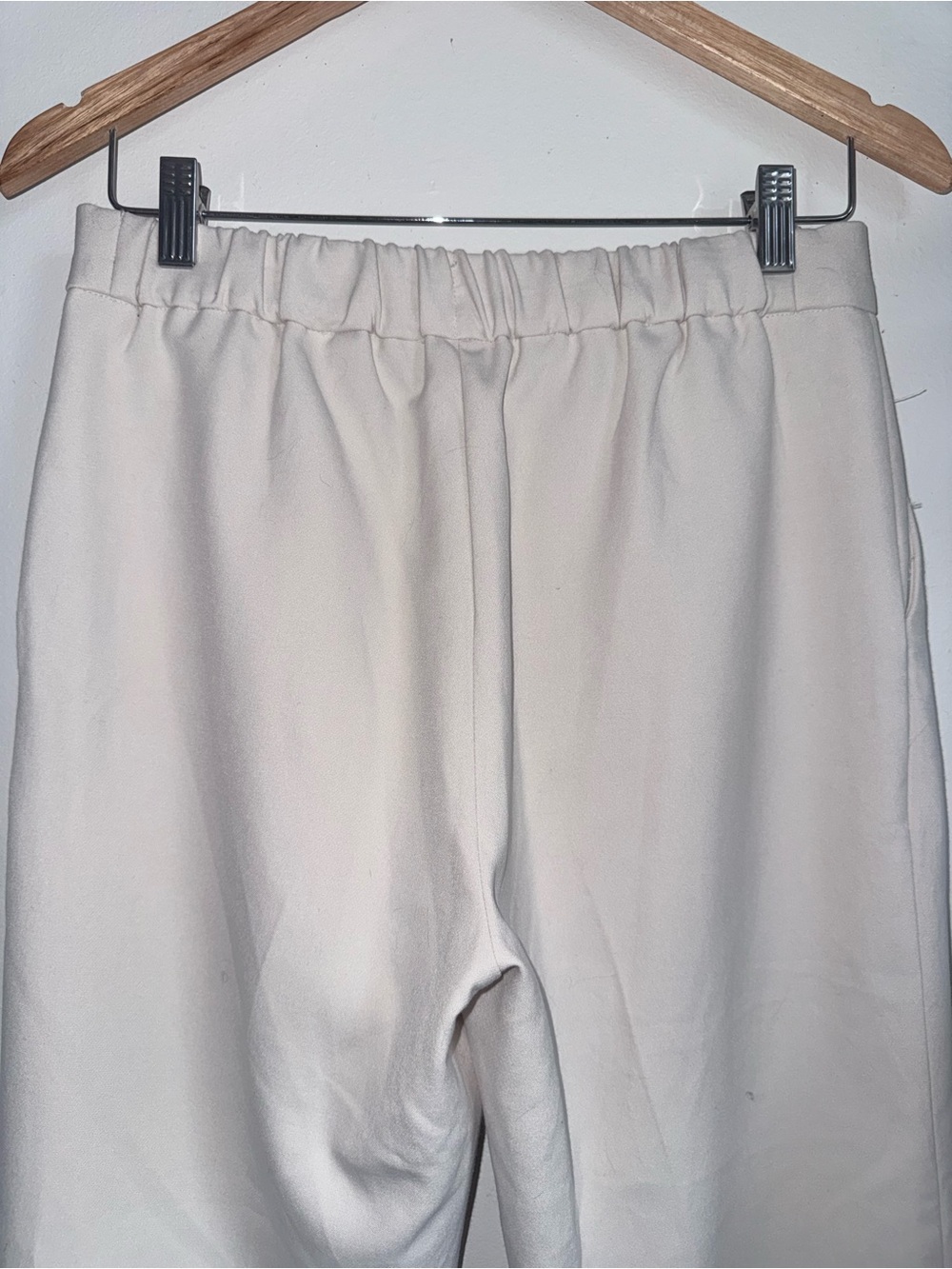 Babaton Conan Soft Cream Elastic-Waist Pants Size 8 - Picture 7 of 13